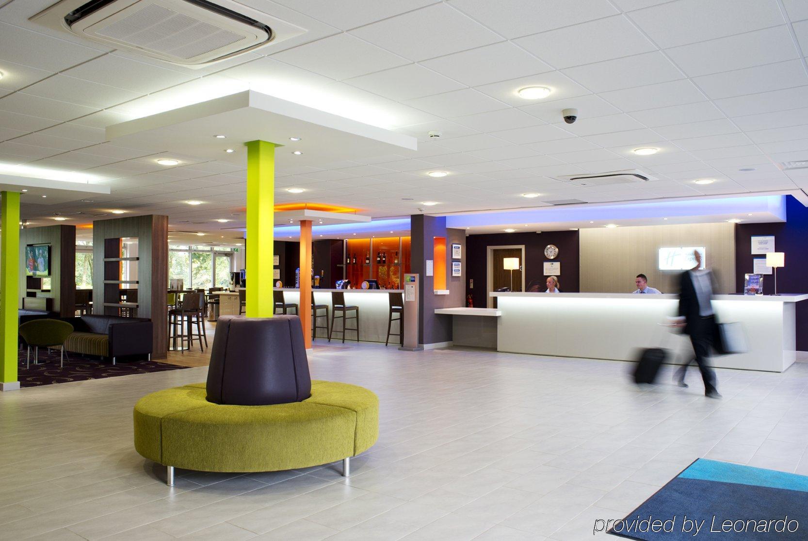 Holiday Inn Express Preston South By Ihg Exterior foto